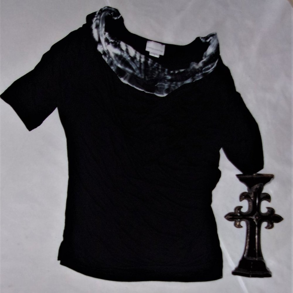 soft surroundings  small womens black white tee  shirt top tie dyed